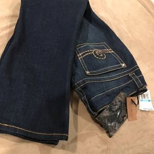 Seven7 Jeans